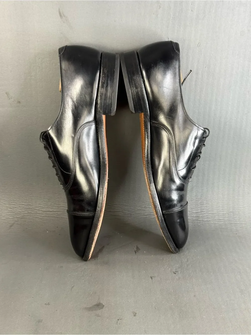 Allen Edmonds gently used